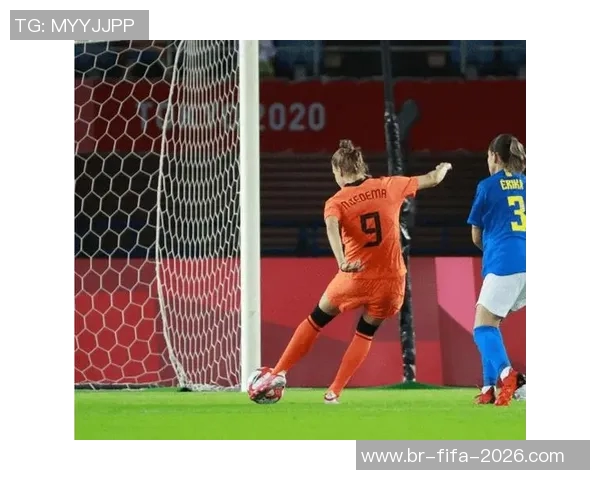 足球走秀技巧全解析视频教学助你轻松掌握精彩表演与技巧展示